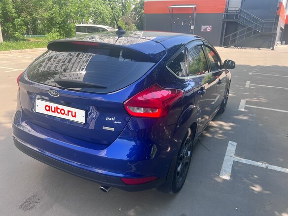2017 Ford Focus III Рестайлинг, синий, 1230000 рублей - вид 6
