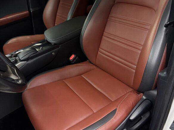 2017 Lexus NX 200 I Рестайлинг, белый, 2600000 рублей - вид 9