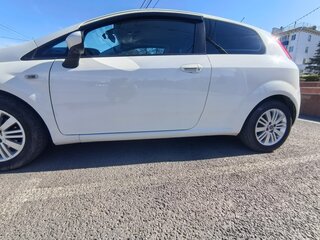 2010 Fiat Punto III Grande Punto, белый, 420000 рублей, вид 4