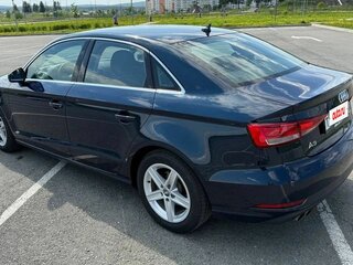2016 Audi A3 III (8V) Рестайлинг, синий, 1650000 рублей, вид 3