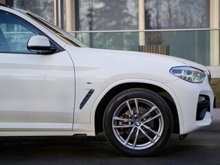 2019 BMW X3 20d xDrive III (G01), белый, 3500000 рублей, вид 4