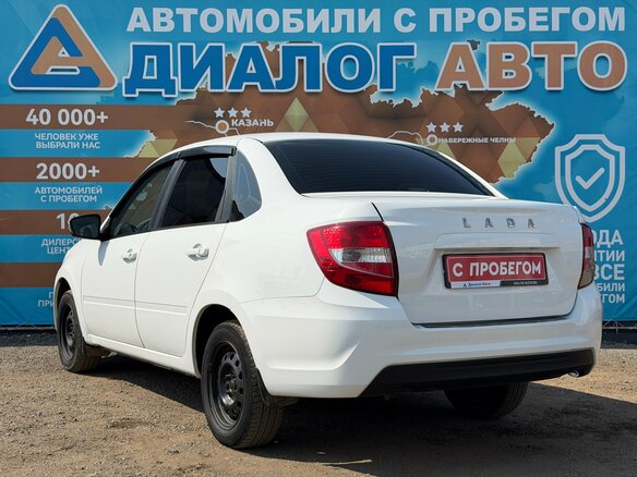 2022 Lada (ВАЗ) Granta I Рестайлинг, белый, 540000 рублей - вид 4
