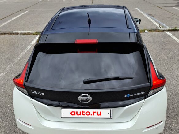2019 Nissan Leaf II (ZE1), белый, 2500000 рублей - вид 8