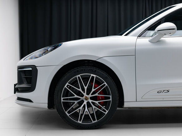 2022 Porsche Macan GTS I Рестайлинг 2, белый, 8790000 рублей - вид 31