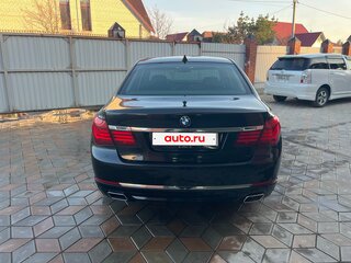 2014 BMW 7 серии Long 740Li xDrive V (F01/F02/F04) Рестайлинг, чёрный, 2500000 рублей, вид 4