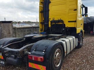 2009 Volvo FH, жёлтый, 3100000 рублей, вид 5