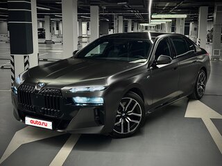 2022 BMW 7 серии 740i VII (G70), чёрный, 9570000 рублей, вид 3