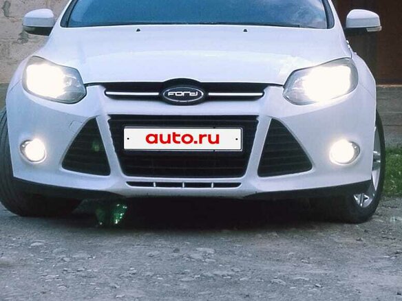 2012 Ford Focus III, белый, 650000 рублей