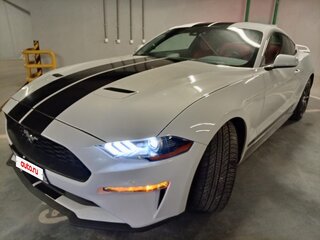 2022 Ford Mustang VI Рестайлинг, белый, 3799998 рублей, вид 4