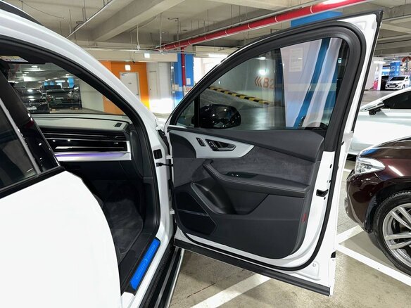 2022 Audi Q7 55 TFSI II (4M) Рестайлинг, белый, 11000000 рублей - вид 21