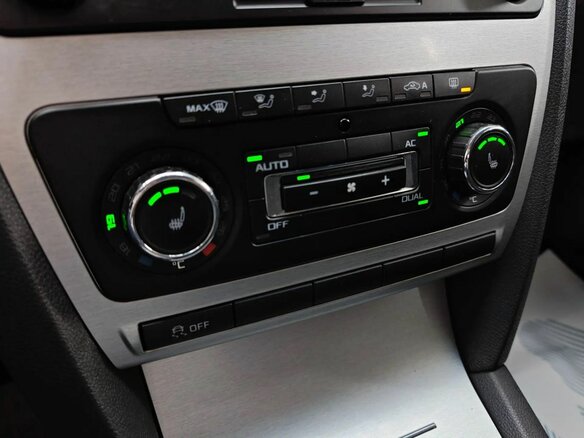 2012 Skoda Octavia Scout II (A5) Рестайлинг, серый, 949000 рублей - вид 15