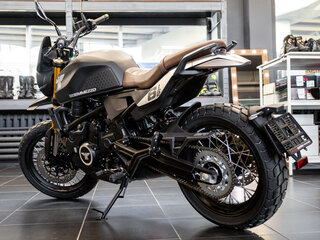2025 Moto Morini Seiemmezzo SCR, чёрный, 744900 рублей, вид 5