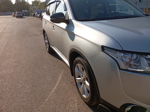 2014 Mitsubishi Outlander III, серебристый, 1499000 рублей - вид 4