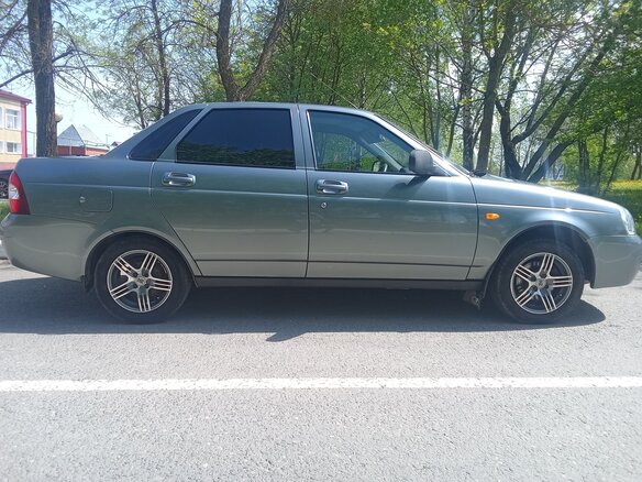 2011 Lada (ВАЗ) Priora I, серый, 560000 рублей - вид 1