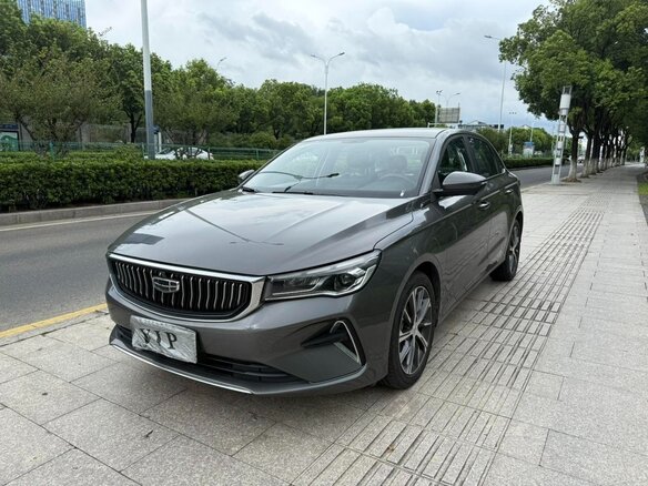2023 Geely Emgrand II, серый, 1050000 рублей