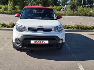 2017 Kia Soul II Рестайлинг, белый, 1490000 рублей, вид 3