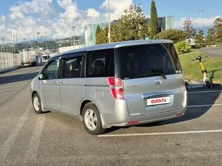 2010 Honda Stepwgn IV, серебристый, 1500000 рублей, вид 4
