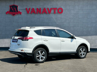 2019 Toyota RAV4 IV (XA40) Рестайлинг, белый, 2485000 рублей, вид 5