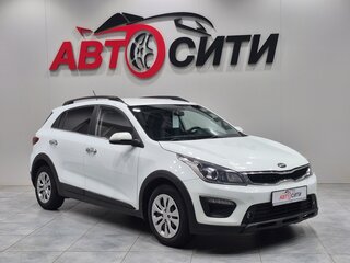 2017 Kia Rio X-Line IV, белый, 1375000 рублей, вид 1