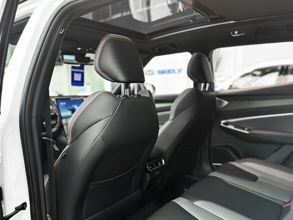 2026 Geely Cityray, белый, 3384990 рублей - вид 13