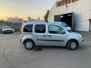 2010 Renault Kangoo II, серебристый, 590000 рублей, вид 3
