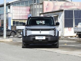 2024 iCar 03 65.69 kWh, серебристый, 3550000 рублей, вид 2