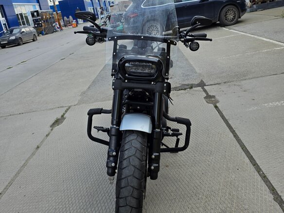 2020 Harley-Davidson Fat Bob, серебристый, 1500000 рублей - вид 8