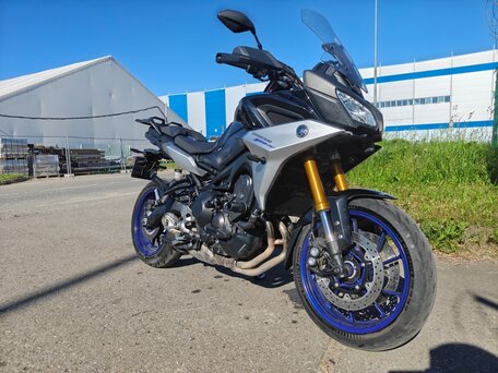 2020 Yamaha MT-09 Tracer (FJ-09), чёрный, 1000000 рублей, вид 1