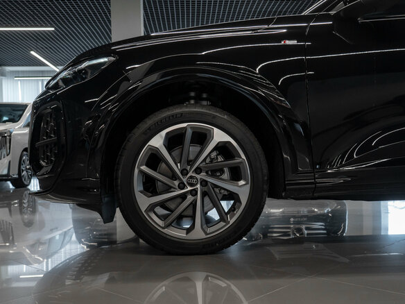 2026 Audi Q5 Sportback TFSI quattro S tronic II (GU), чёрный, 7950000 рублей - вид 26