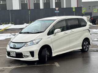 2011 Honda Freed I Рестайлинг, белый, 723000 рублей, вид 1