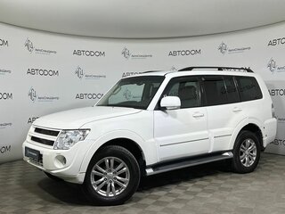 2013 Mitsubishi Pajero IV Рестайлинг 1, белый, 1779900 рублей, вид 1