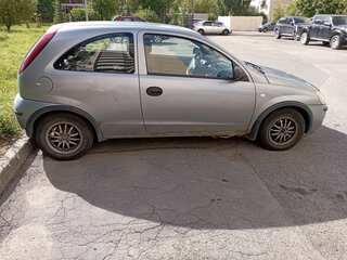 2004 Opel Corsa C Рестайлинг, серебристый, 160000 рублей, вид 2