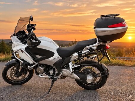 2012 Honda VFR 1200X (Crosstourer), белый, 945000 рублей, вид 1