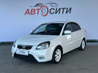 2010 Kia Rio II Рестайлинг, белый, 500000 рублей, вид 1