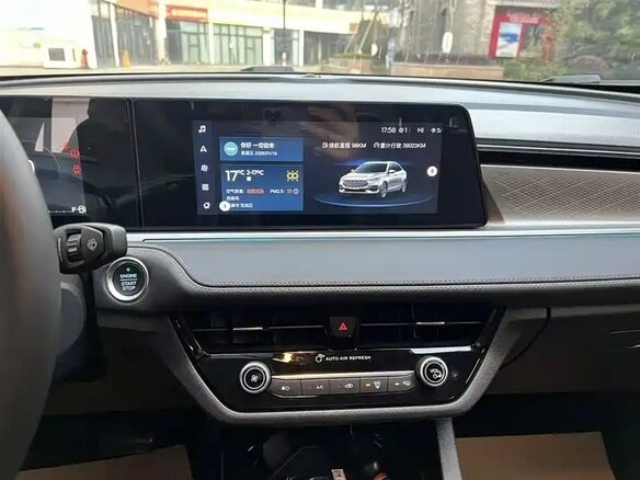 2022 Ford Escort VI Рестайлинг 2, синий - вид 13