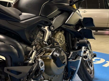 2021 Ducati Streetfighter V4, чёрный, 1850000 рублей, вид 5