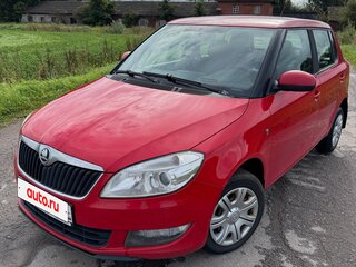 2013 Skoda Fabia II Рестайлинг, красный, 470000 рублей, вид 1
