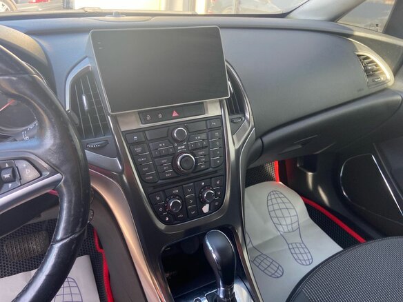 2010 Opel Astra J, красный, 536000 рублей - вид 7