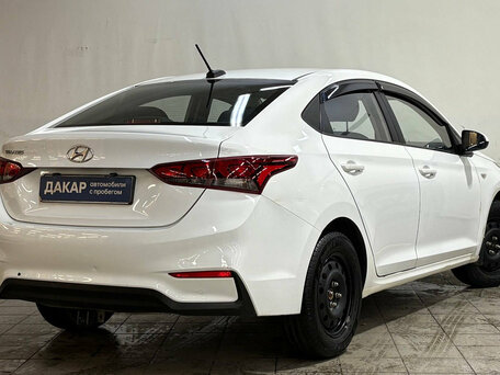 2019 Hyundai Solaris II, белый, 630000 рублей, вид 4