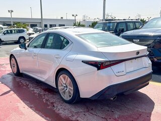 2026 Lexus IS 300 III Рестайлинг 2, белый, 6100000 рублей, вид 4