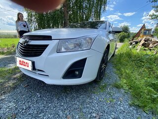 2013 Chevrolet Cruze I Рестайлинг, белый, 700000 рублей, вид 3