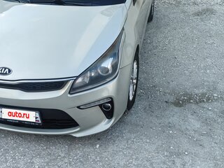 2017 Kia Rio IV, бежевый, 1350000 рублей, вид 2