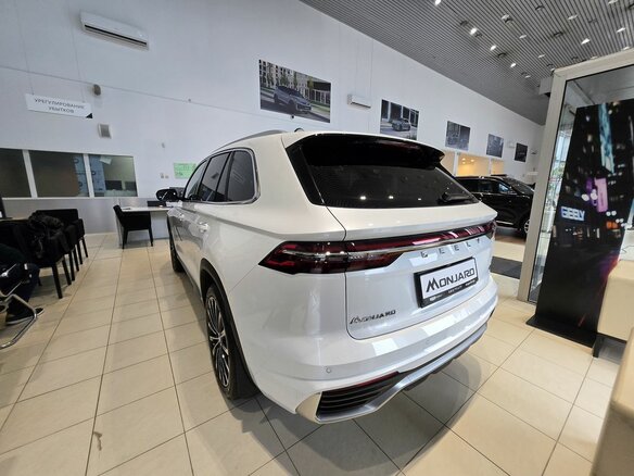 2026 Geely Monjaro I Рестайлинг, белый, 4954990 рублей - вид 8