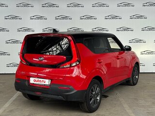 2021 Kia Soul III, красный, 1999000 рублей, вид 4