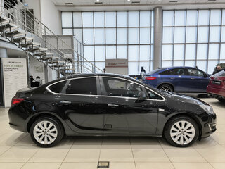 2013 Opel Astra J Рестайлинг, чёрный, 750000 рублей, вид 4