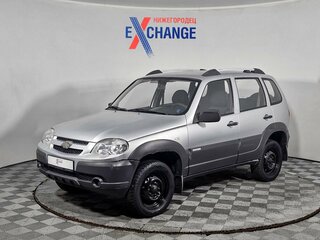 2011 Chevrolet Niva I Рестайлинг, серебристый, 418000 рублей, вид 1