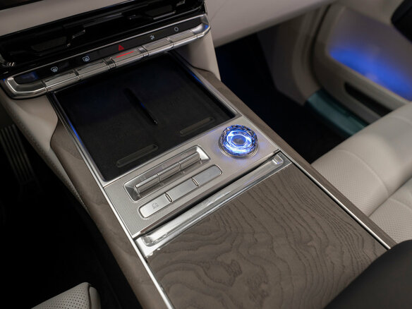2025 Zeekr 9X 70 kWh, серый - вид 30