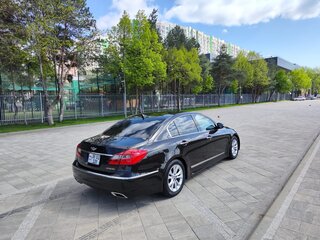 2013 Hyundai Genesis I Рестайлинг, коричневый, 1480000 рублей, вид 4