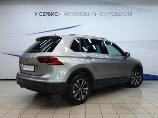 2019 Volkswagen Tiguan II, серебристый, 2159000 рублей, вид 3