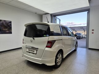 2013 Honda Freed Spike I Рестайлинг, серый, 1100000 рублей, вид 4